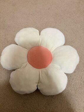 Flower Shaped Throw Pillow - Cream Petals with Coral Center